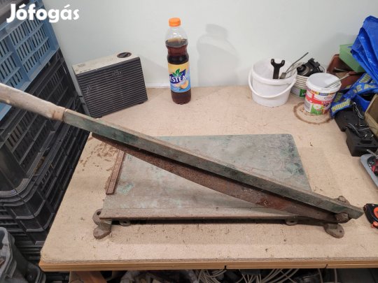 Karos lemezvágó eladó!