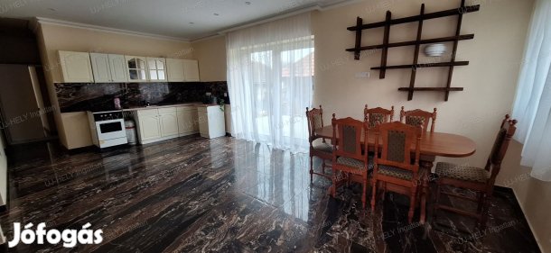 Karoson 3 szobás családi ház  eladó!