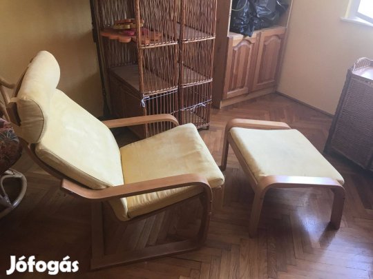 Karosszék lábtartóval