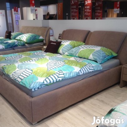 Kárpitozott Francia ágy