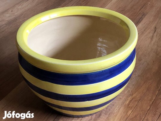 Kaspó kék-sárga csíkos