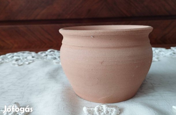 Kaspó virágtartó, cserép 7 cm