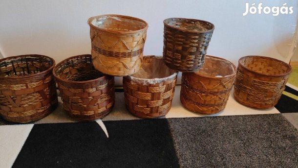 Kaspó virágtartó eladó Darabár. 2 féle méretben: Magasság: 29 cm, Átm