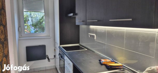 Kassai úti Campus közében felújított lakás eladó!