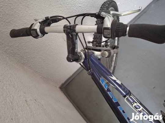 Kastle MTB kerékpár 26