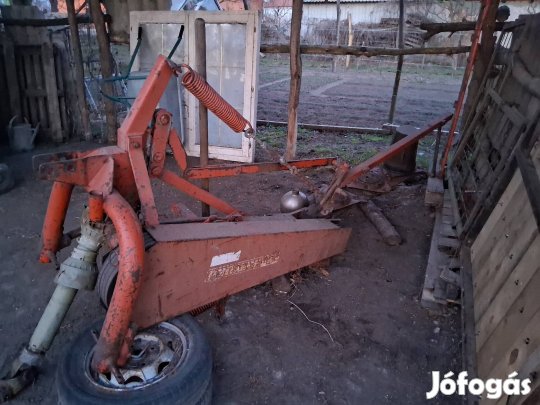 Kasza eladó diszkes