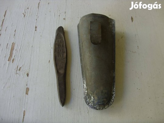 Kaszakő és horganyzott kaszakő tartó