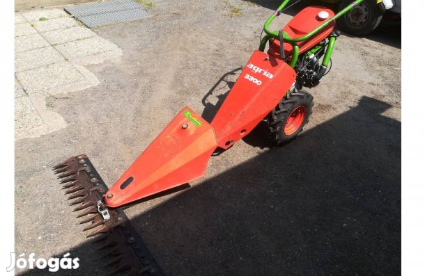 Kaszálógéphez adapter