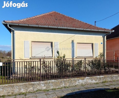 Kaszaperi eladó 79 nm-es ház