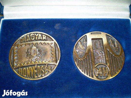 Katonai MH bronz plakett díszdobozban