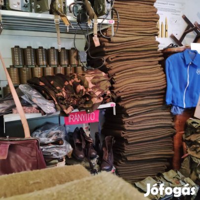 Katonai honvédségi barna polár takaró sátor álcaháló emeletes ágy