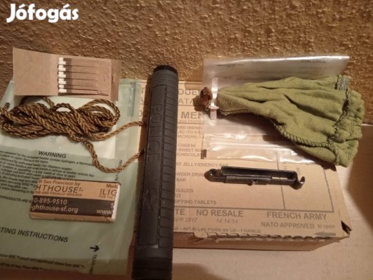 Katonai jellegű tárgyak 