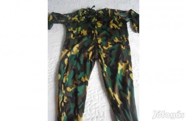 Katonai jelmez eladó (ma)