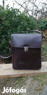 Katonai kimenő táska 