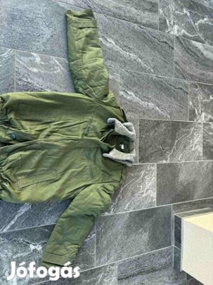 Katonai kivehető béléses (harckocsizó) kabát