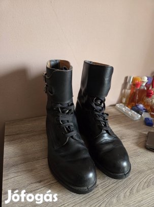 Katonai magasszárú csatos bakancs 
