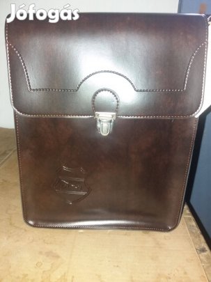 Katonai sorállományú kimenőtáska