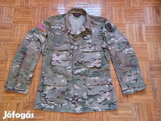 Katonai taktikai multicam zubbony 