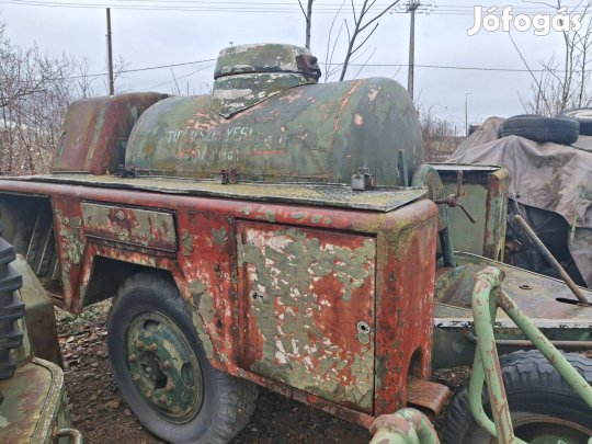 Katonai tartályos utánfutó - pótkocsi