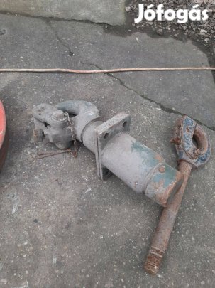 Katonai vonórészek eladóak