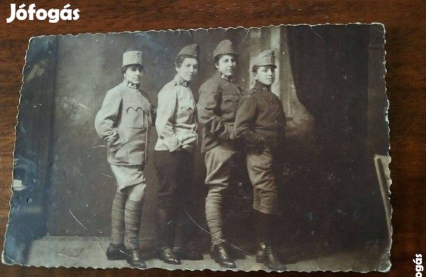 Katonanők 1917-ből