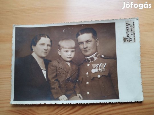 Katonatiszti családi képeslapfotó 1942-es II.Világháborús szép