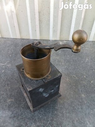 Kávédaráló Barokk vas tölcséres kávédaráló nagyon jó ár