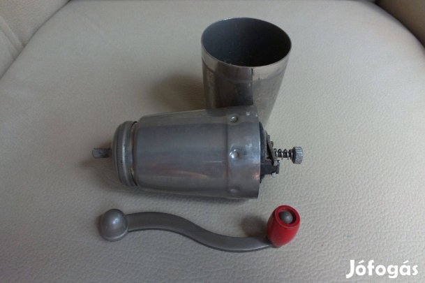 Kávédaráló régi retro fém kávé őrlő daráló