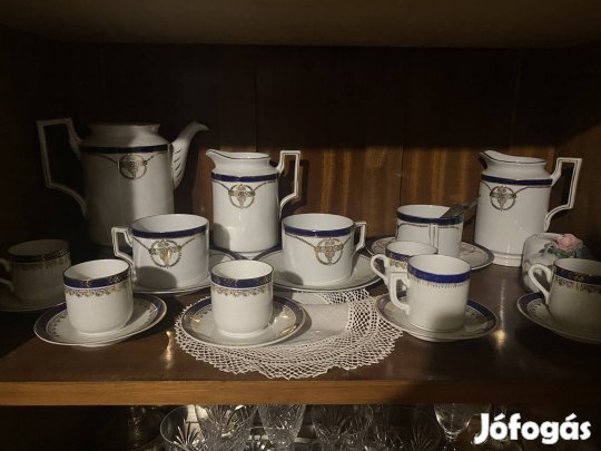 Kávés, teás készlet kiöntovel