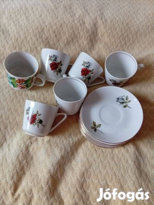 Kávés csésze kistányérral