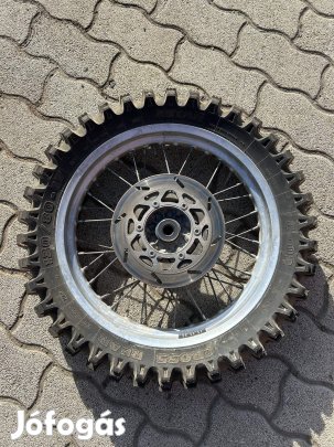 Kawasaki Klx 650 C gyári hátsó kerék gumival