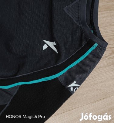 Kaytan prémium női sportfelső