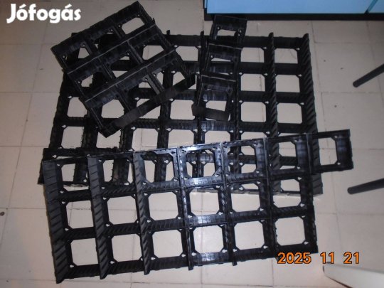 Kazetta tartó 60 db