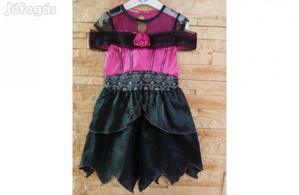 Kb.110-116-os Boszorkány, vagy Vámpír Jelmez