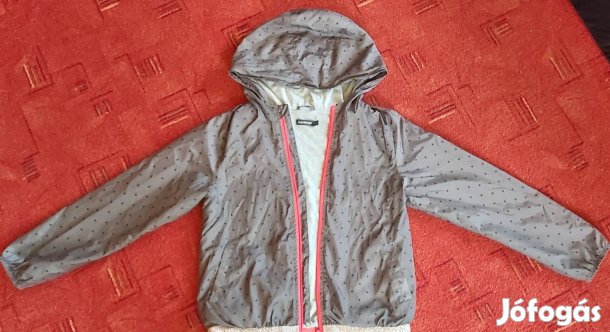 Kb 140-es használt állapotú átmeneti kabát / széldzseki
