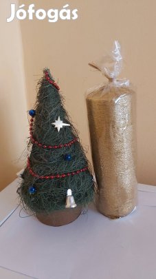 Kb 20 cm-es karácsonyfa asztaldísz és arany színű gyertya csomag 