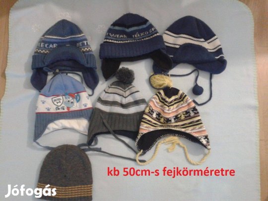 Kb 50 cm-s fejkörméretre fió sapkák