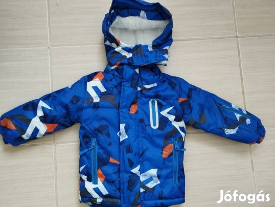 Kb.98-as hibátlan kisfiú téli kabát. 3 év