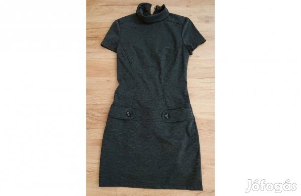 Kb. M-es méretű grafitszürke egyberuha - mérve