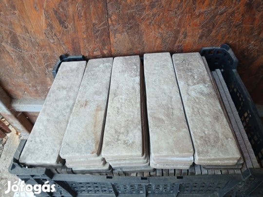 Kb. egy m2, maradék falicsempe eladó!