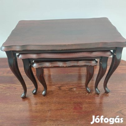 Kecses lábú hármas szett.