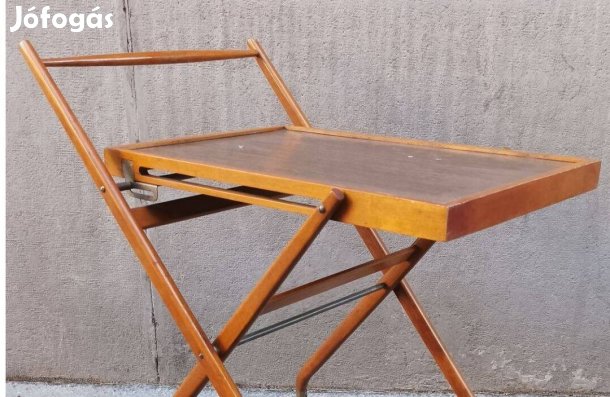 Kecses tömörfa zsúrkocsi tálaló