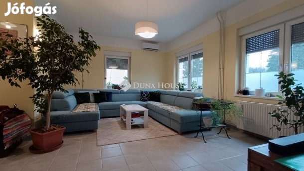 Kecskemét, Katonatelep csendes utcájában lévő ingatlan