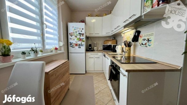 Kecskeméten Március 15. utcában szuper lakás eladó!!!