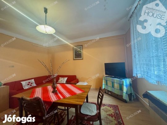 Kecskeméten a Máriavárosban ház eladó!