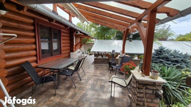 Kecskeméti 147 nm-es ház eladó