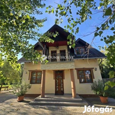 Kecskeméti 150 nm-es ház eladó