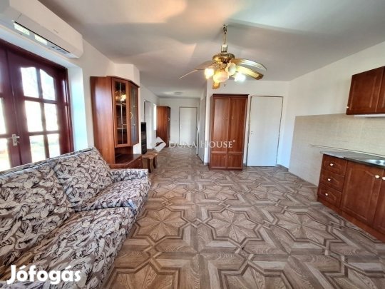 Kecskeméti 50 nm-es ház eladó