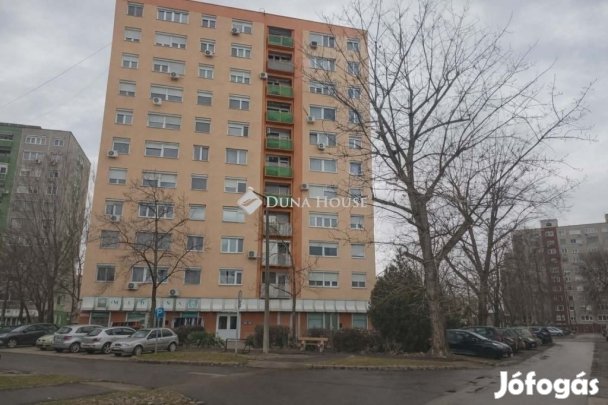 Kecskeméti 50 nm-es lakás eladó