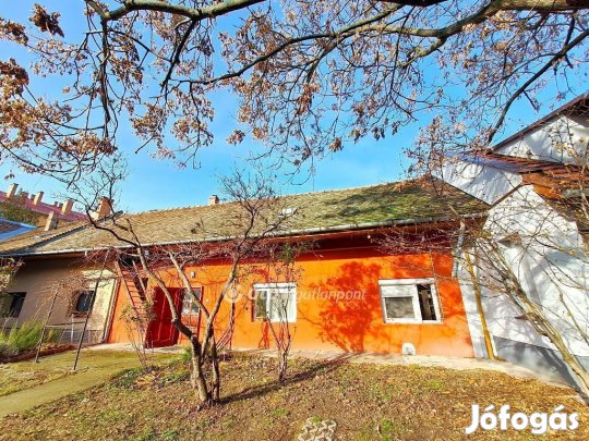 Kecskeméti 58 nm-es lakás eladó